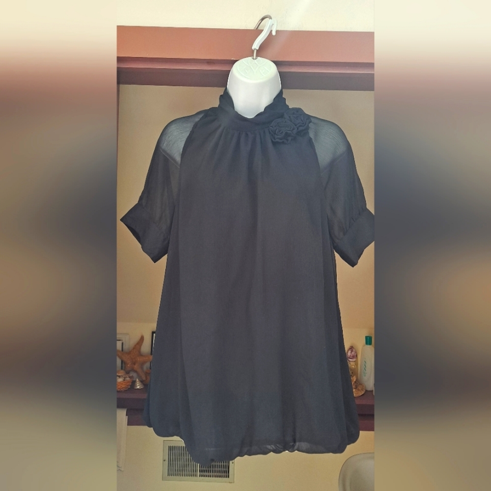 ESSENTIALS by MILANO black blouse DESIGNER Tunic Top Balloon Hem Sheer Sleeves L